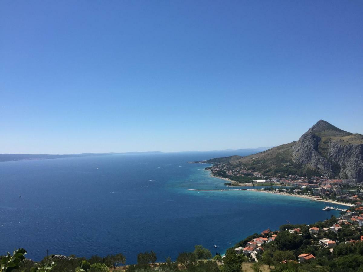 Apartmani Mirta Omis Omiš Exterior foto
